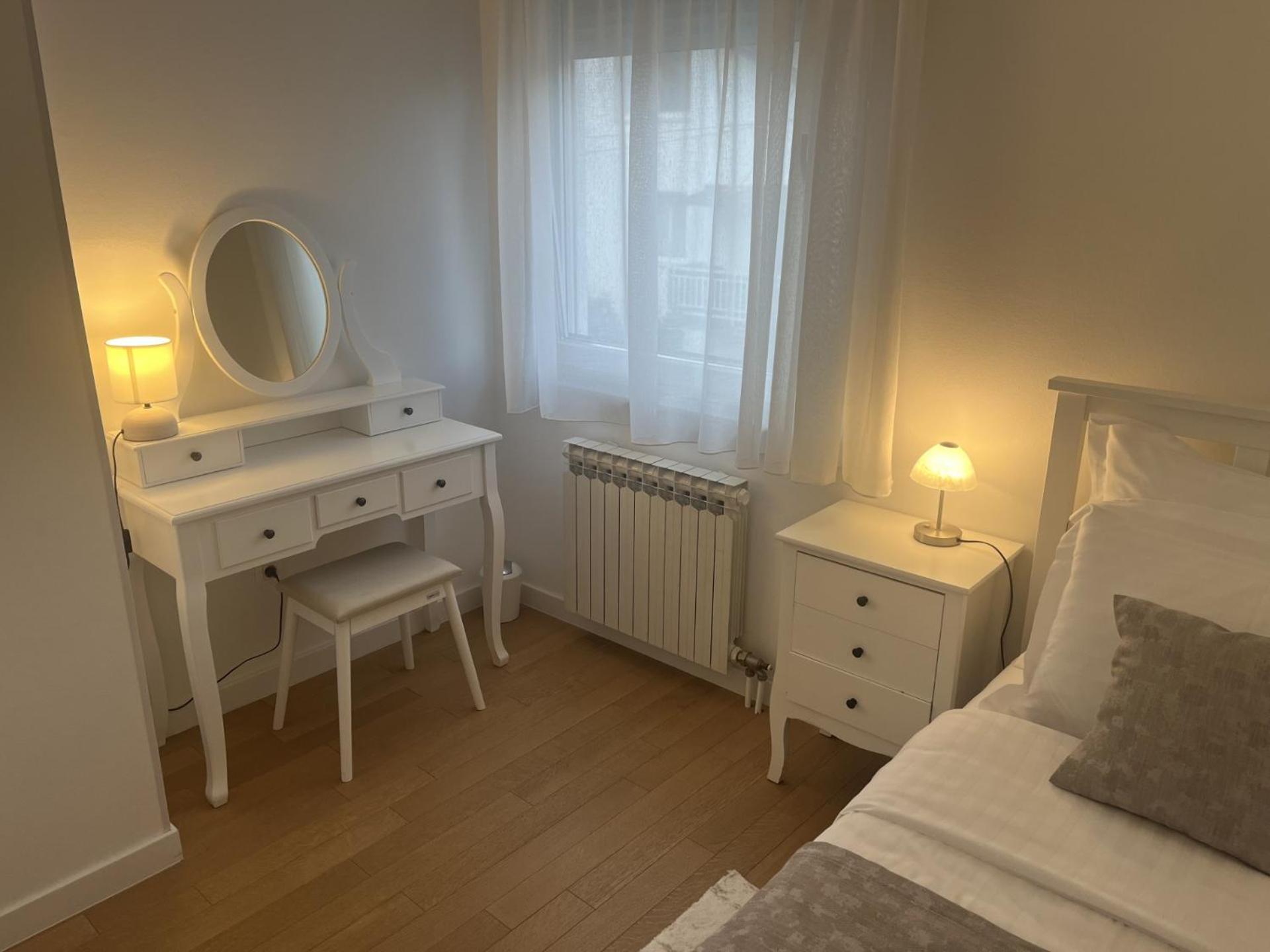Dela'S Apartment-Zagreb Exteriör bild